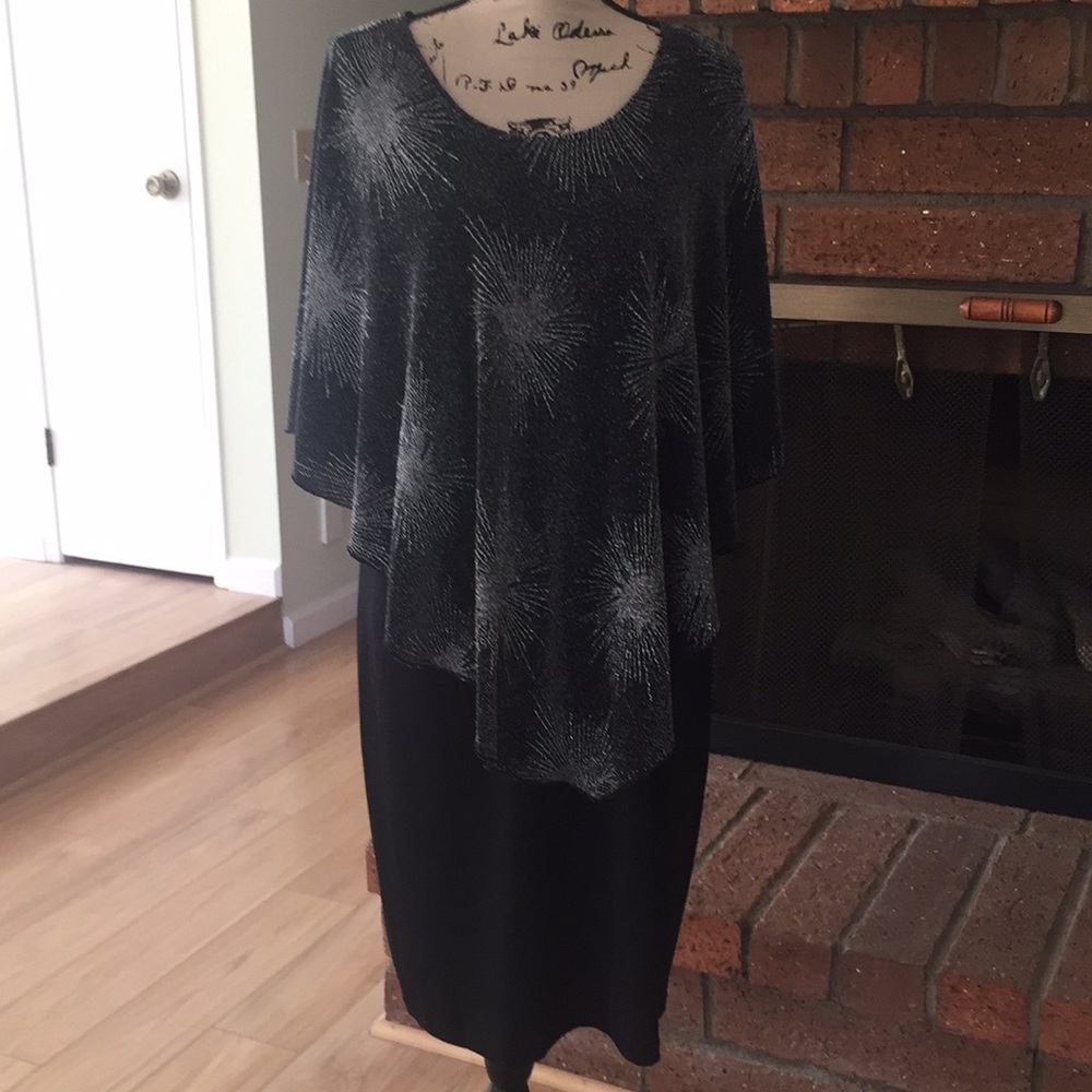❤️Slimming Sparkling Black Dress❤️